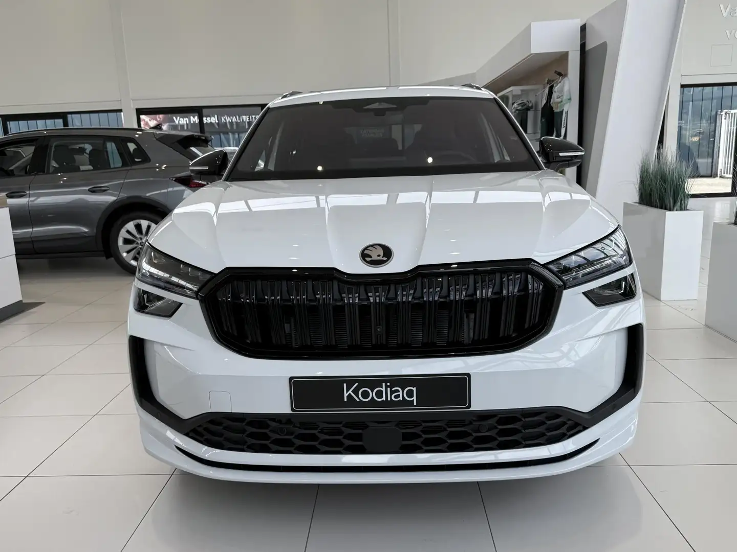 Skoda Kodiaq 1.5 TSI PHEV Sportline Business | Automaat | Trekh Wit - 2
