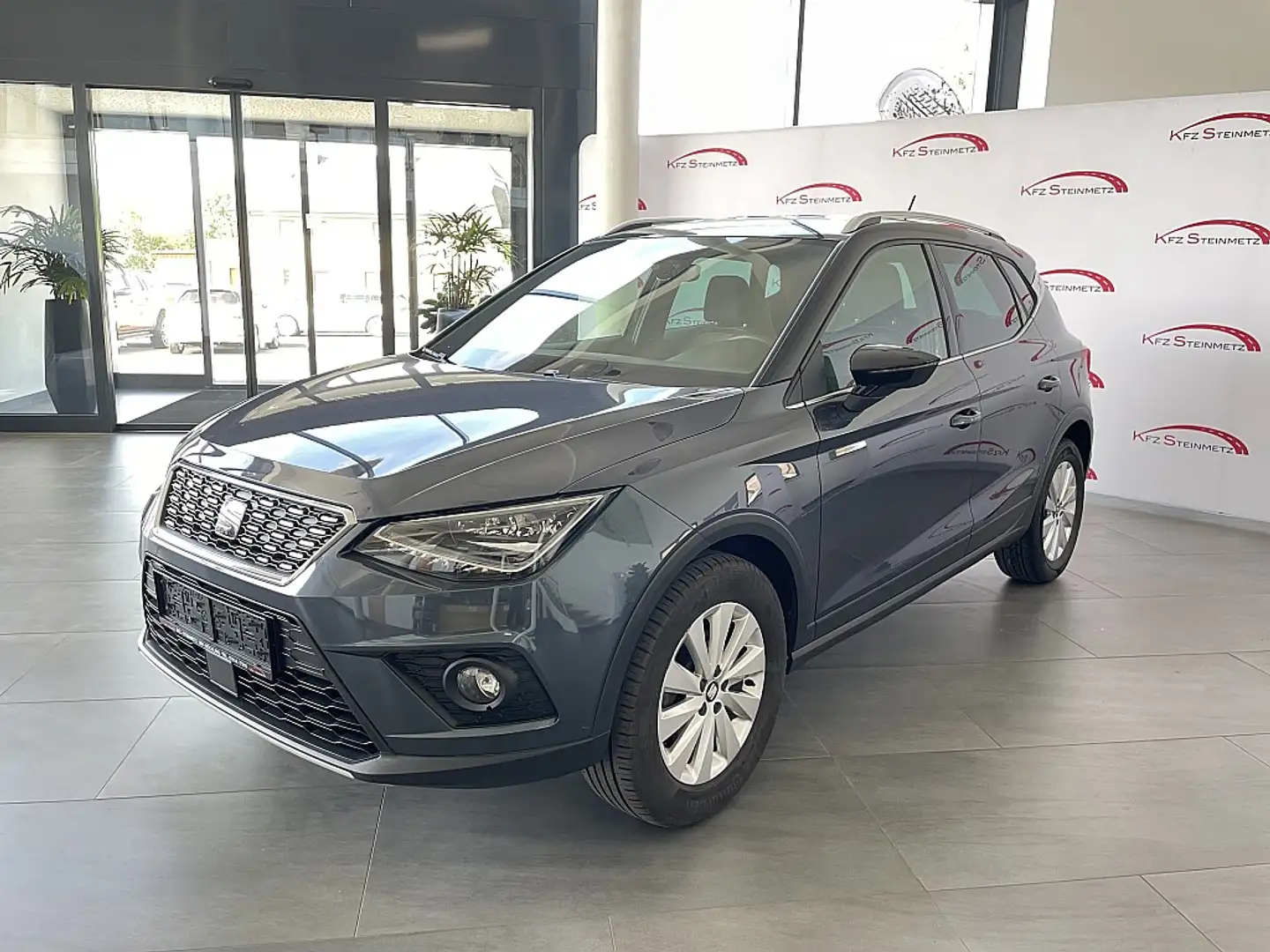 SEAT Arona 1,6 TDI Xcellence DSG Gris - 1