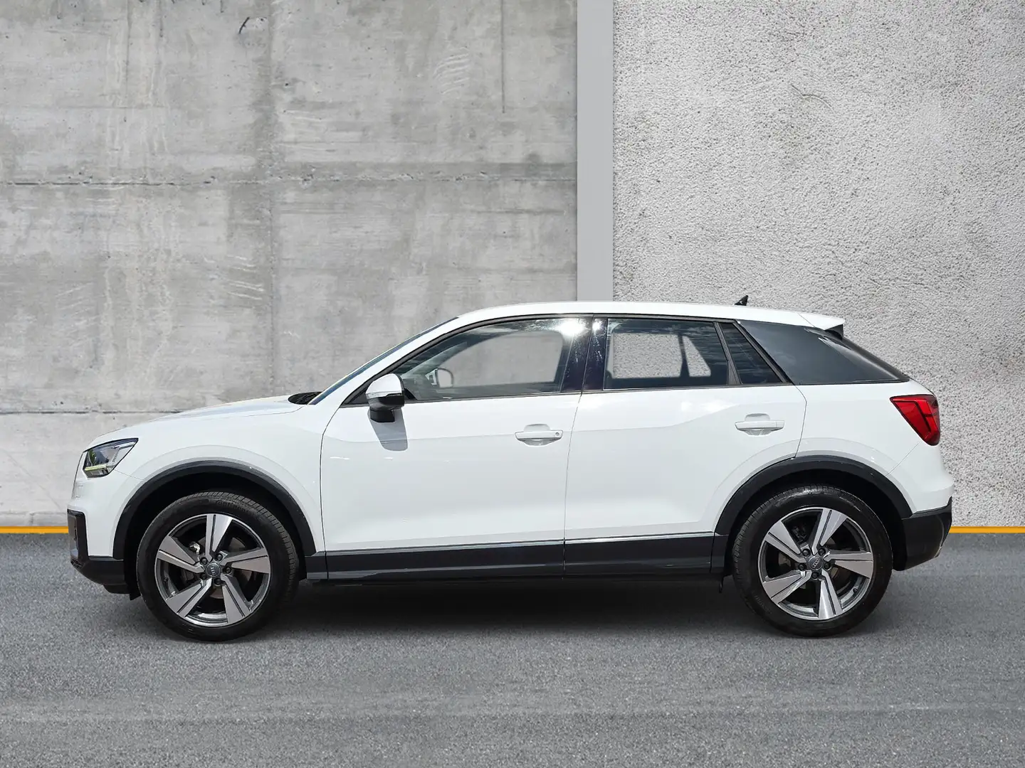 Audi Q2 35 TFSI S tronic design LED ACC Weiß - 2
