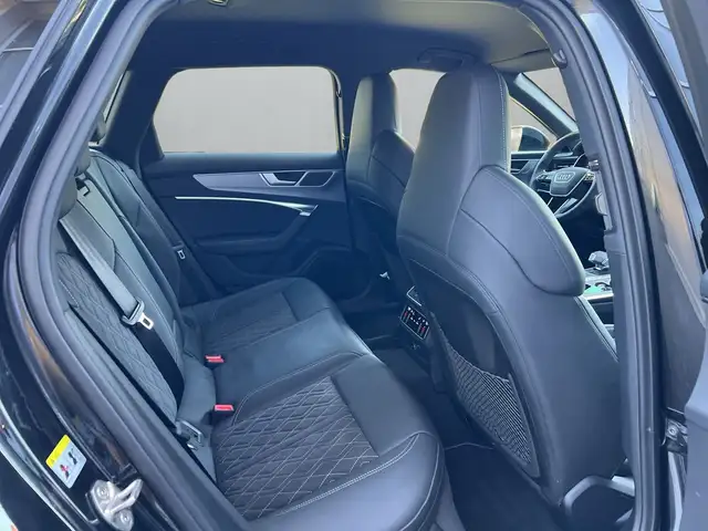Audi S6 view 12