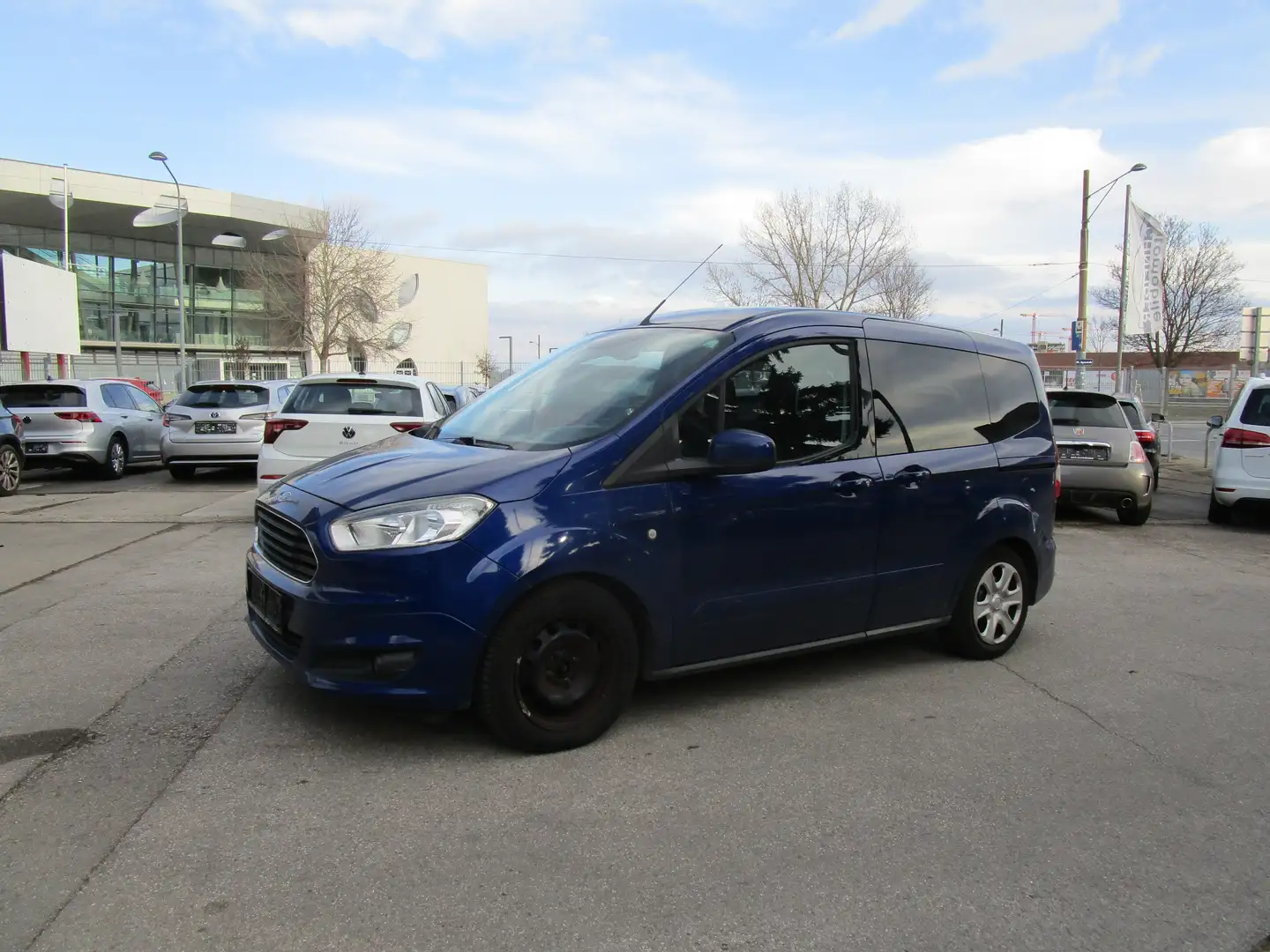 Ford Tourneo Courier Tourneo Courier 1,6 TDCi Start/Stop Trend Blau - 1
