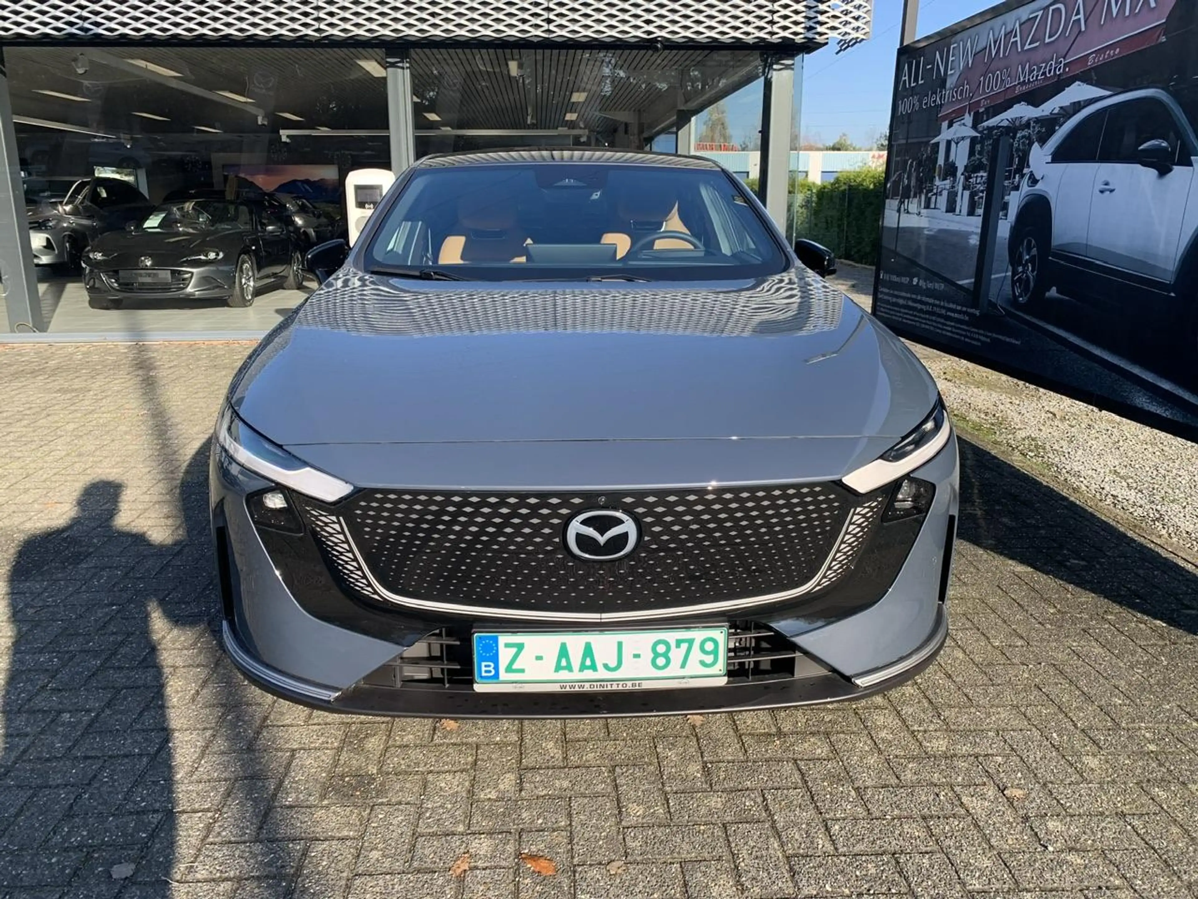 Mazda 6e BEV 68.8 kWh 258 hp Takumi Plus — photo 2