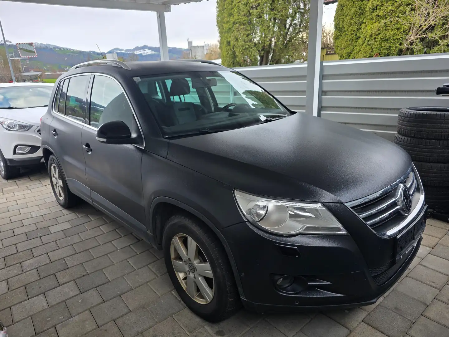 Volkswagen Tiguan keine Pickel Schwarz - 2