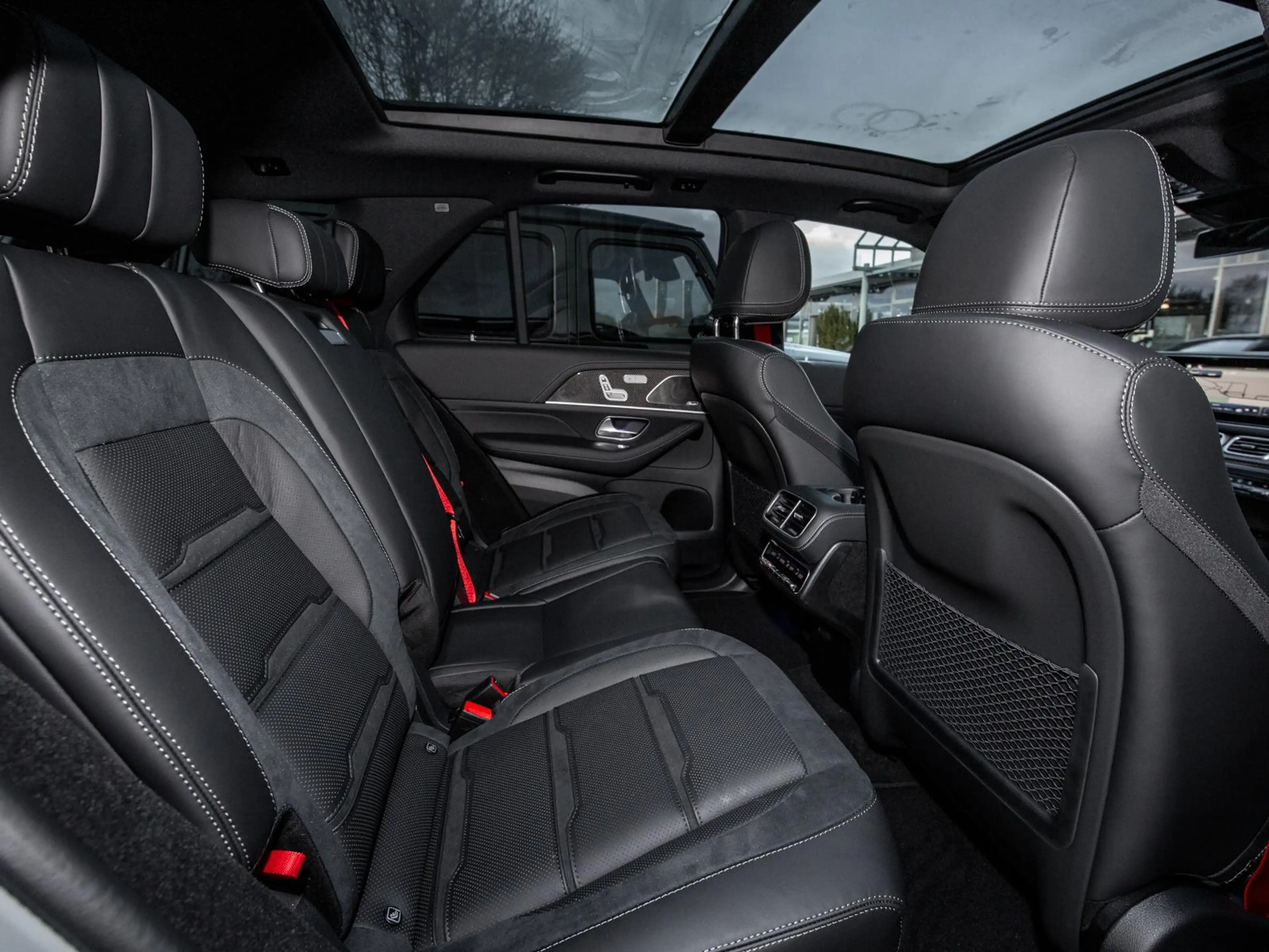 Mercedes-Benz GLE 53 AMG 4M+ Fond-Tablet+360°+M-LED+Pano+AHK — photo 8