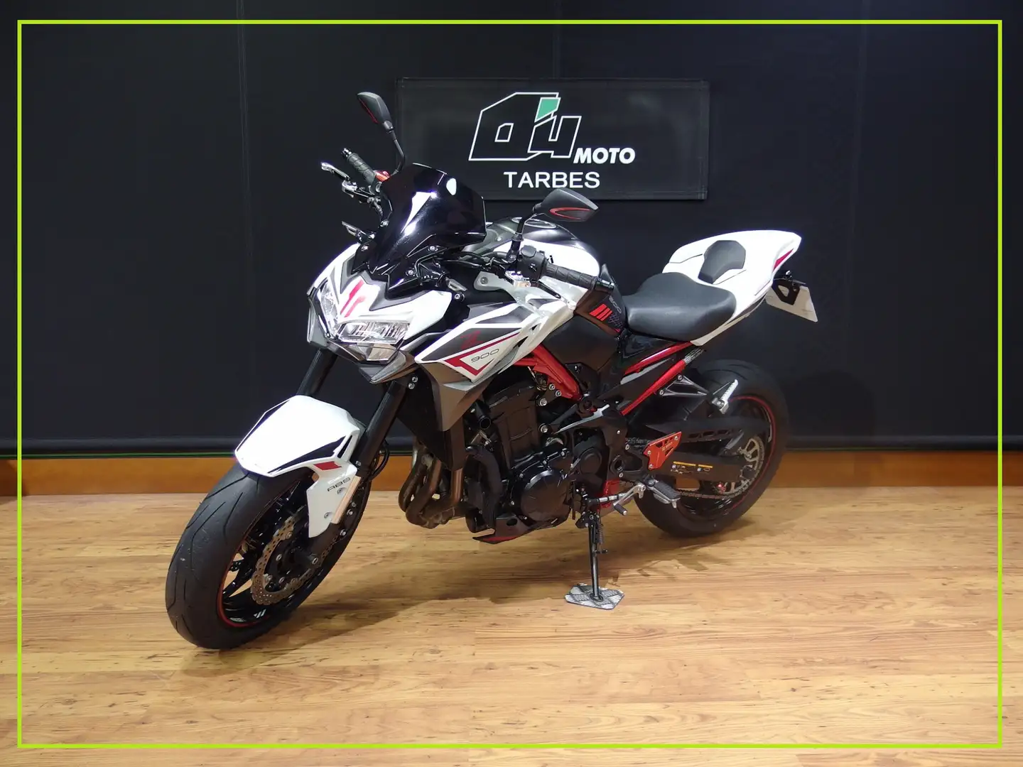 Kawasaki Z 900 Rouge - 2