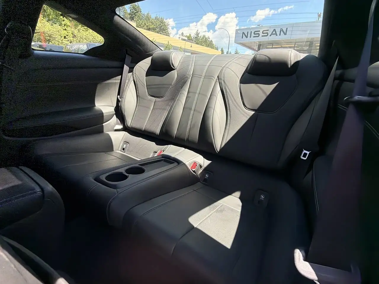 Infiniti Q60 photo Infiniti Q60