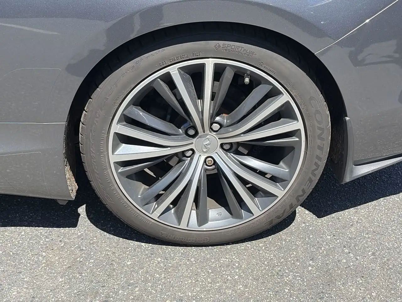 Infiniti Q60 photo Infiniti Q60