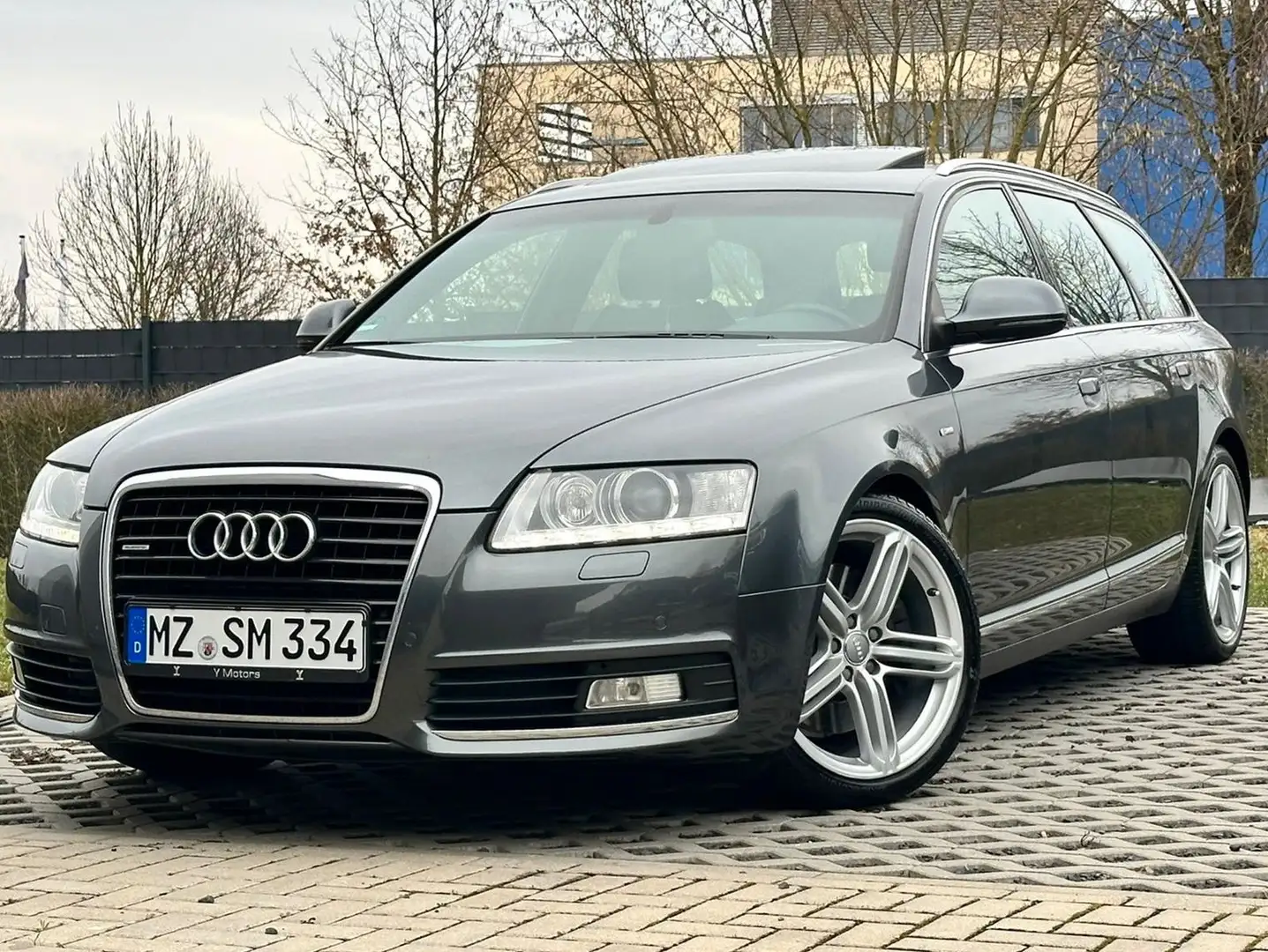 Audi A6 Avant 2.7 TDI quattro S-Line! lückenlos Audi! Grau - 2
