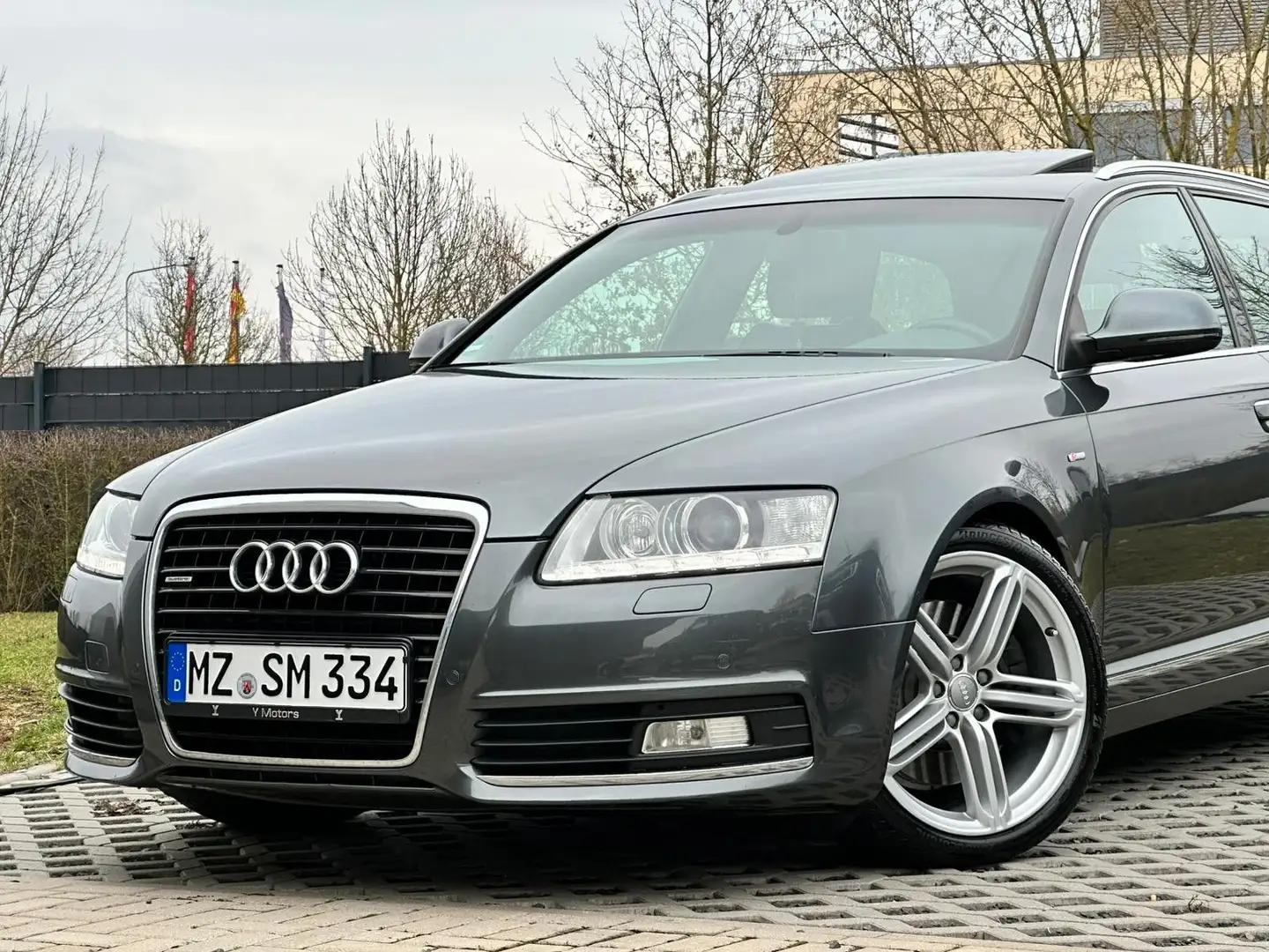 Audi A6 Avant 2.7 TDI quattro S-Line! lückenlos Audi! Grau - 1