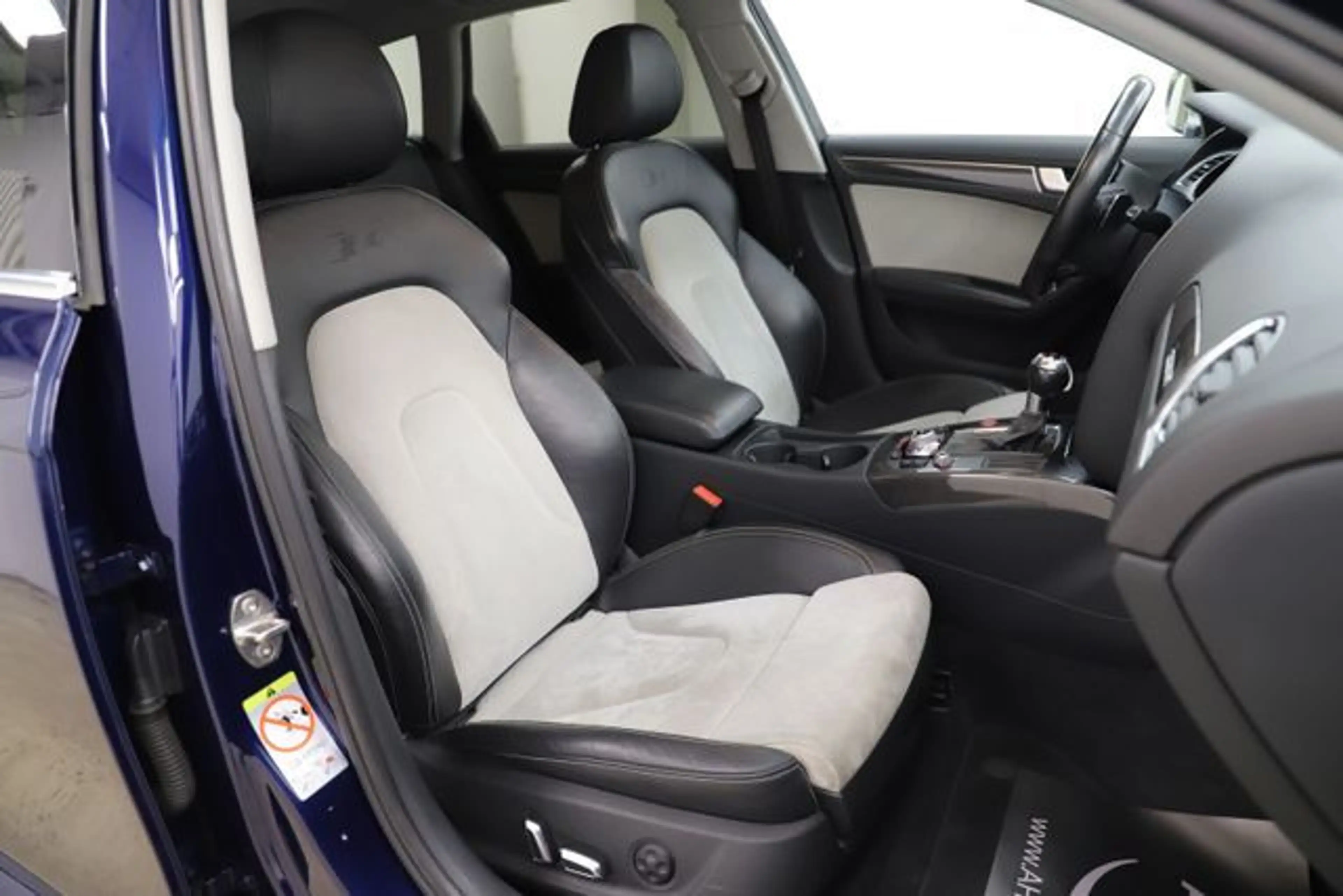 Audi S4 Avant 3.0TFSI 333PS S-tronic Carbon ACC Pano — photo 10