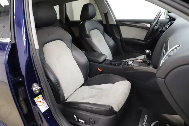 Audi S4 view 10