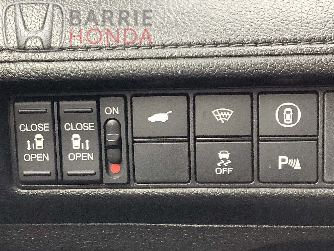 Honda Odyssey снимка Honda Odyssey