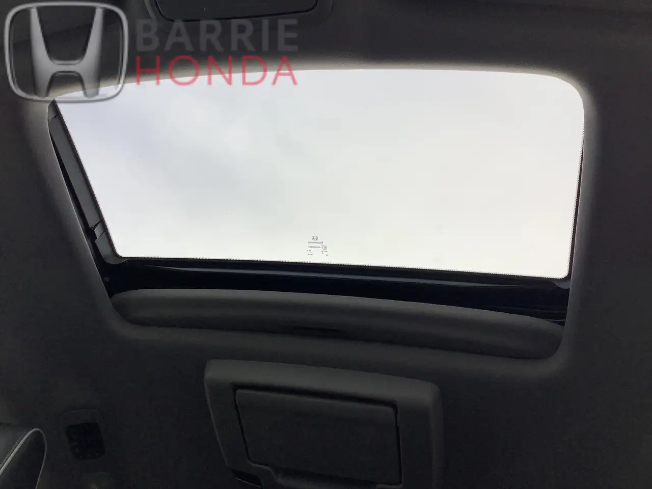 Honda Odyssey снимка Honda Odyssey