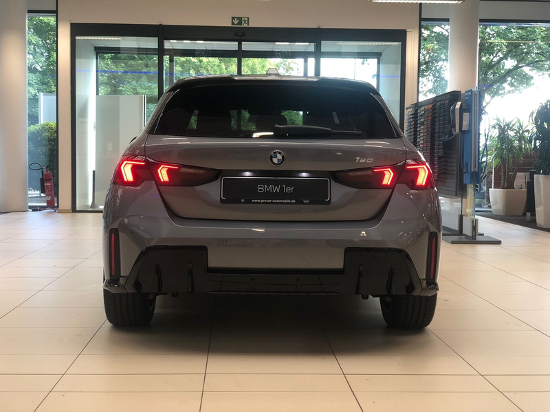 BMW 120 M Sport+HUD+SHZ+NAVI+LED+HIFI+uvm. — photo 4