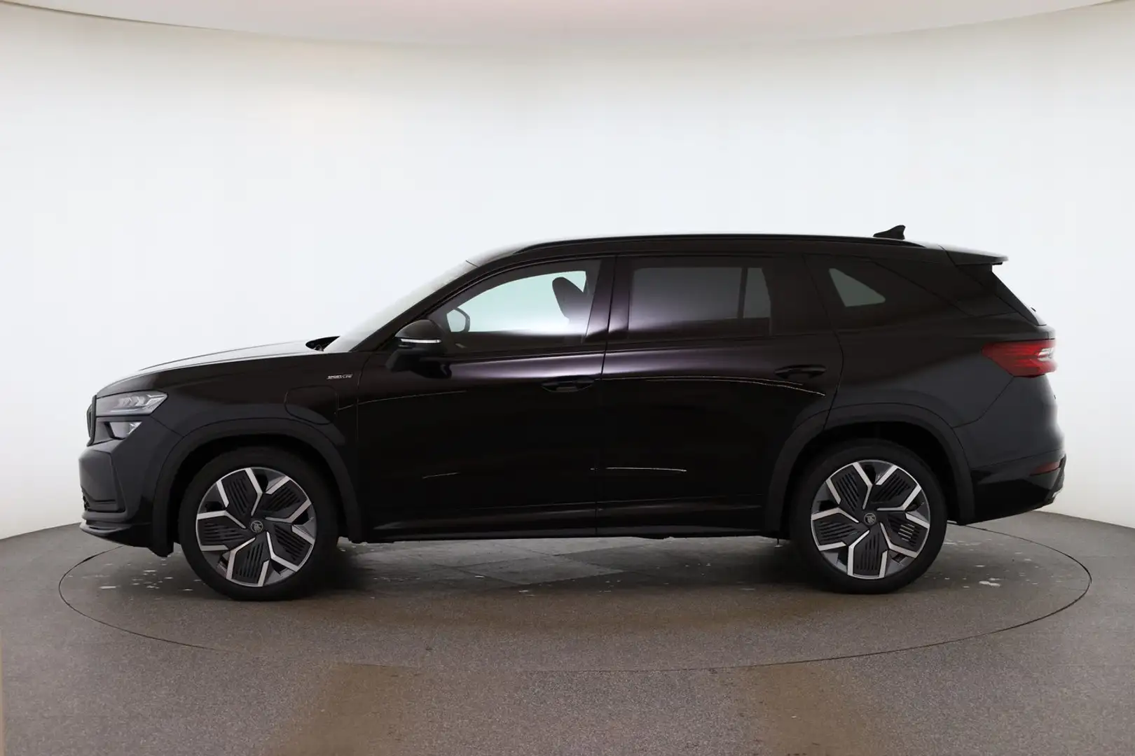 Skoda Kodiaq Sportline iV TSI DSG Schwarz - 2