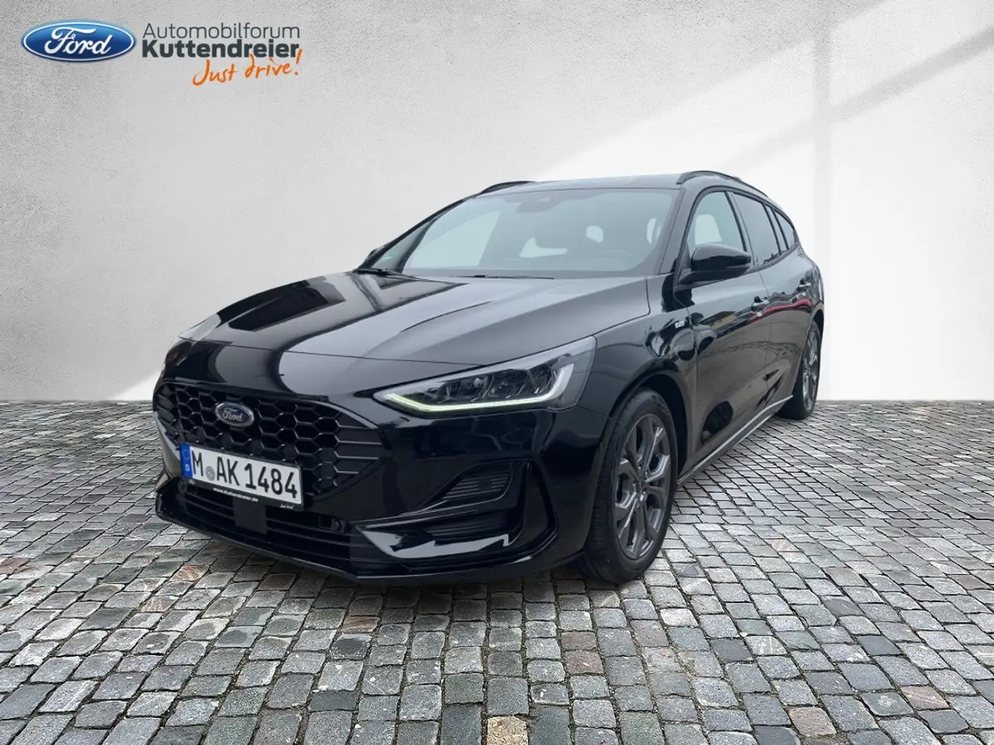 Ford Focus Turnier 1.0 EcoBoost MildHybrid ST-Line X Schwarz - 2