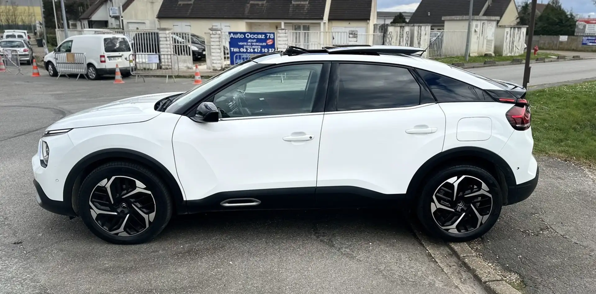 Citroen C4 1.5 BlueHDI 130CV BVA8  Shine Pack TOIT OUVRANT 14 Blanc - 2