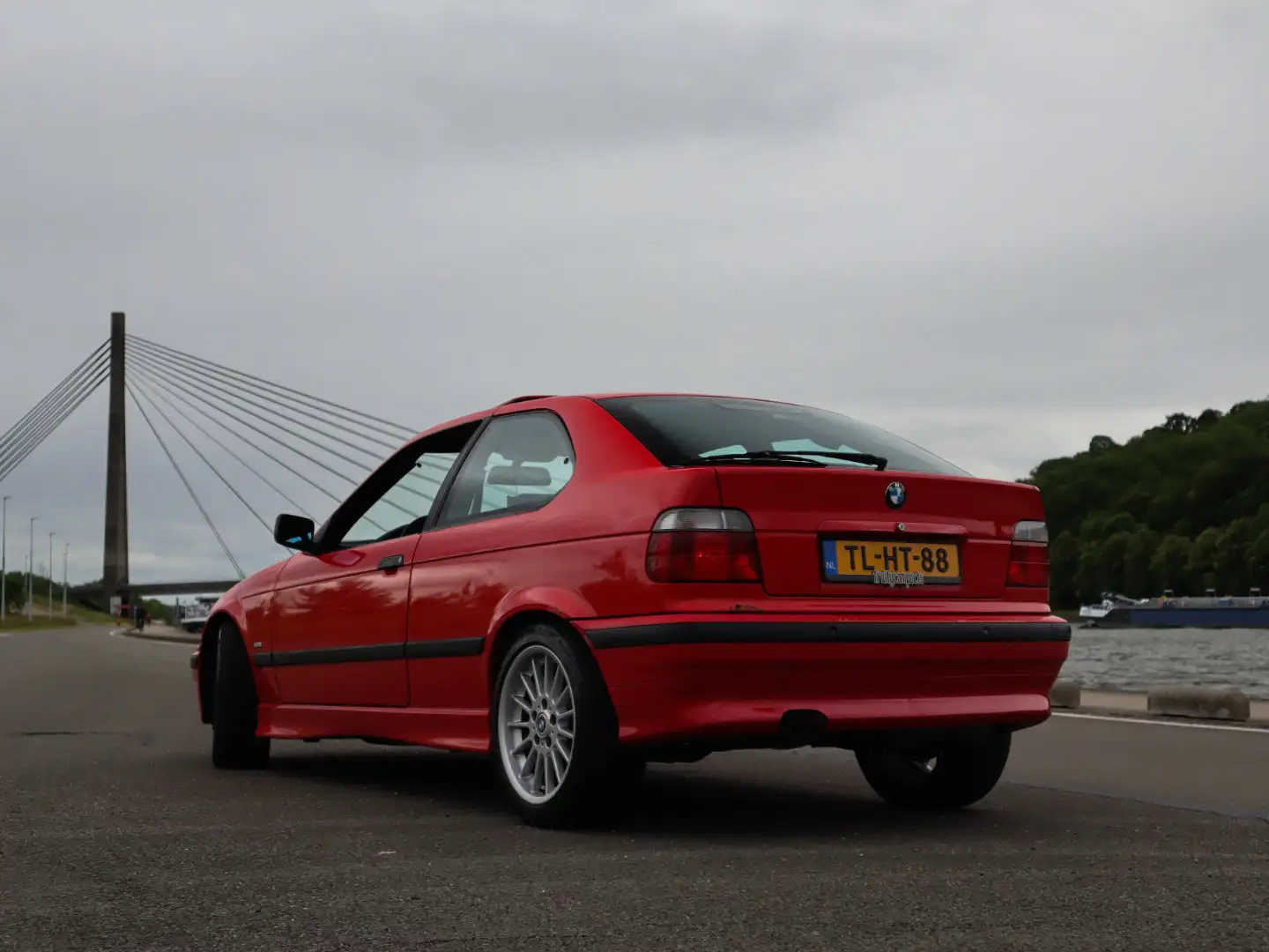 BMW 323ti AUT Sport Leder interior Rood - 2
