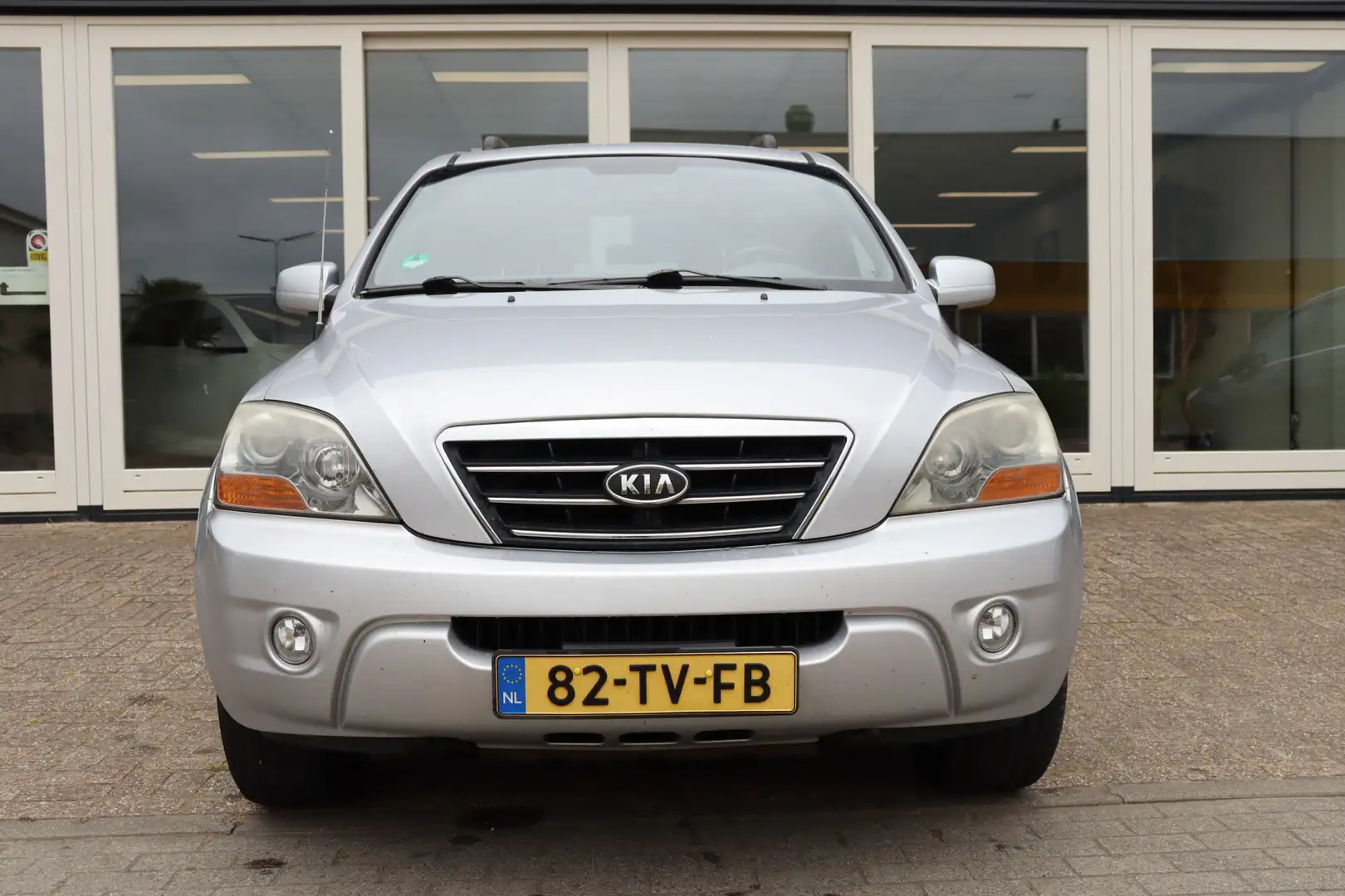 Kia Sorento 3.3 V6 Adventure Fulltime 4wd, Automaat, Cruise Co Grijs - 2