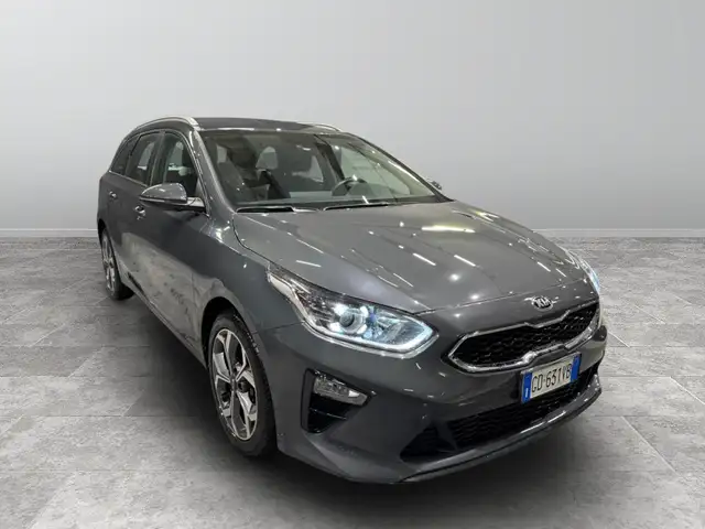Kia Ceed SW / cee'd SW SW 1.5 T-GDi MHEV Style