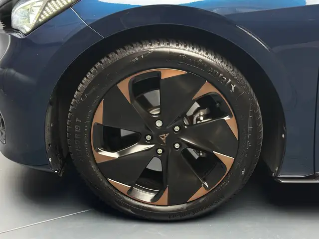 Cupra Born view 9