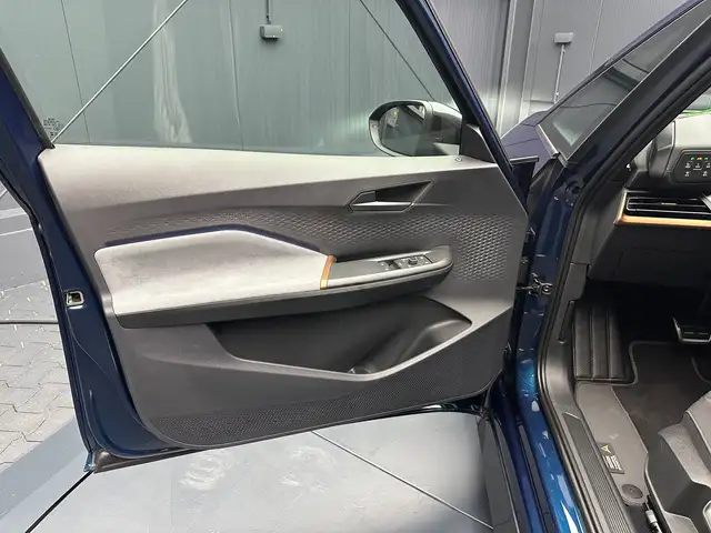 Cupra Born view 14
