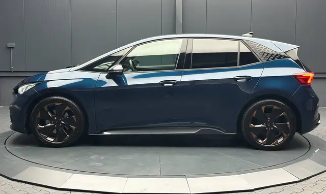 Cupra Born view 2
