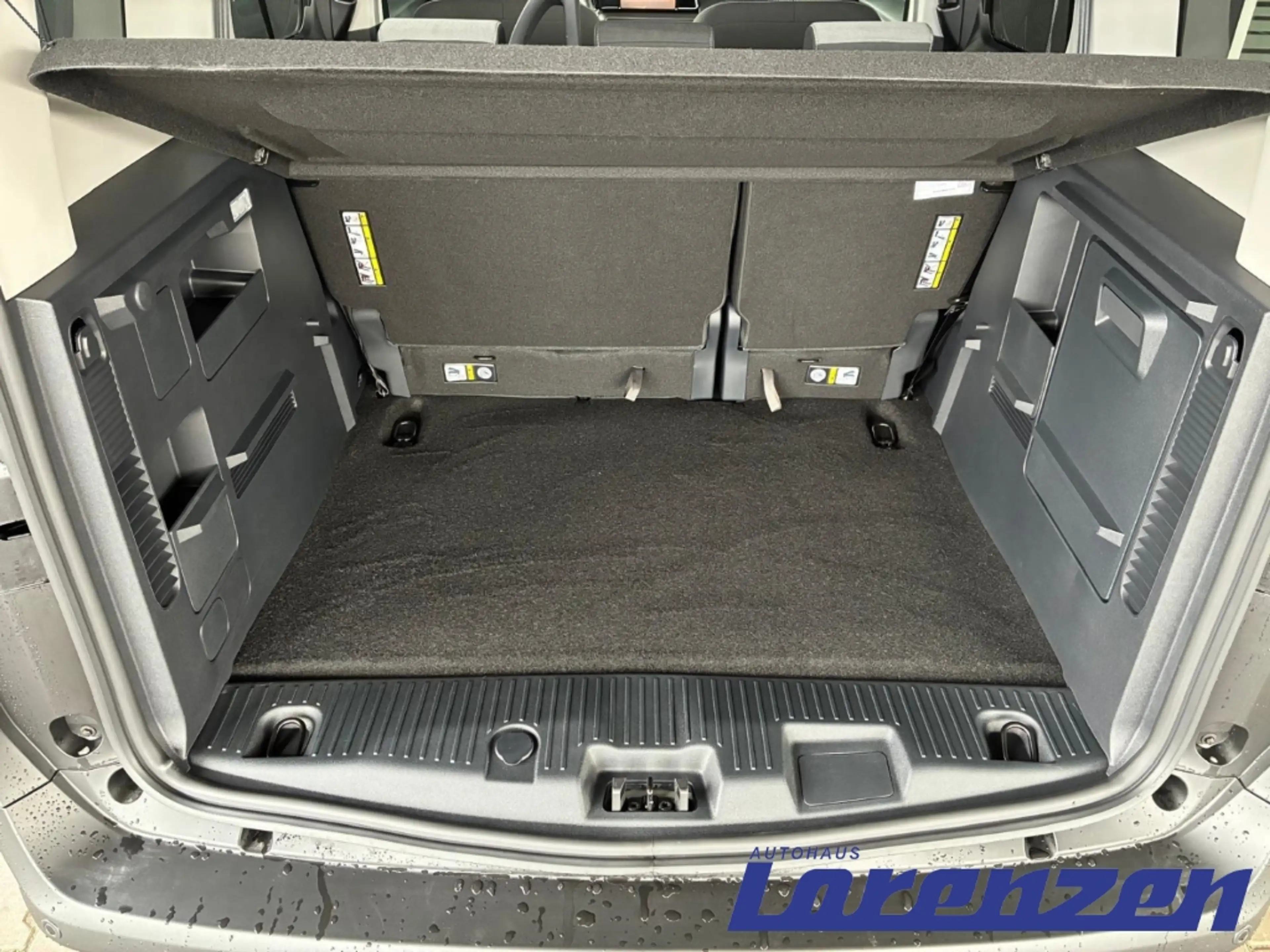 Ford Tourneo Courier Titanium 1.0 Ecoboost PDC V.&H. . Kamera Pri — photo 7