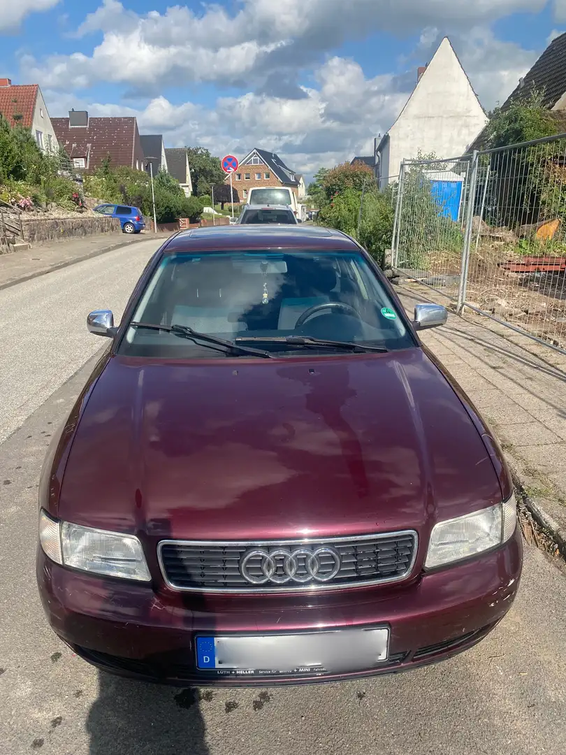 Audi A4 1.6 Rouge - 1