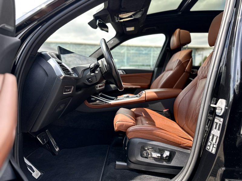 BMW X7 xDrive40d M Sport Pro Gestiksteuerung DAB — photo 13