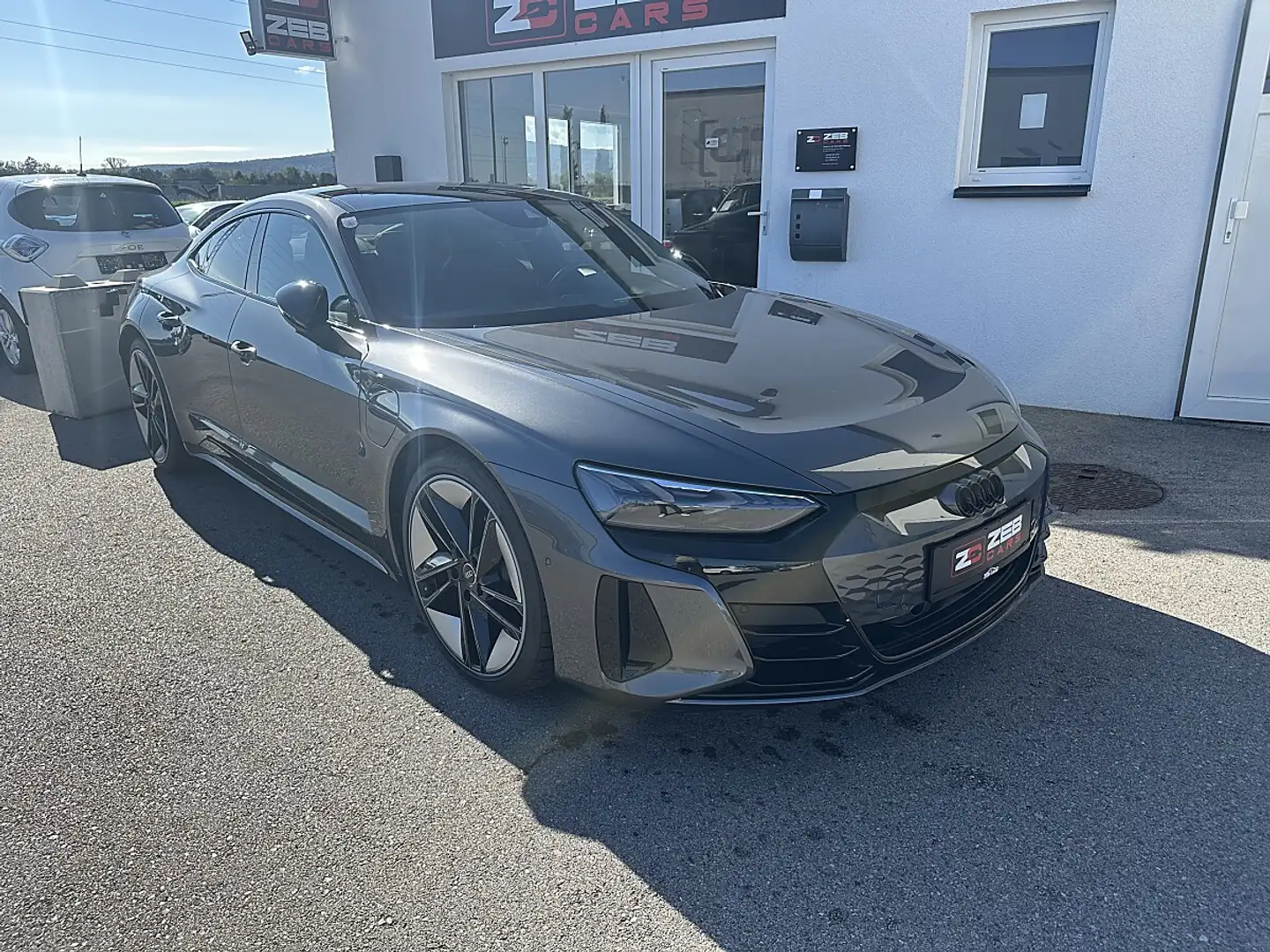 Audi e-tron GT quattro Grau - 1