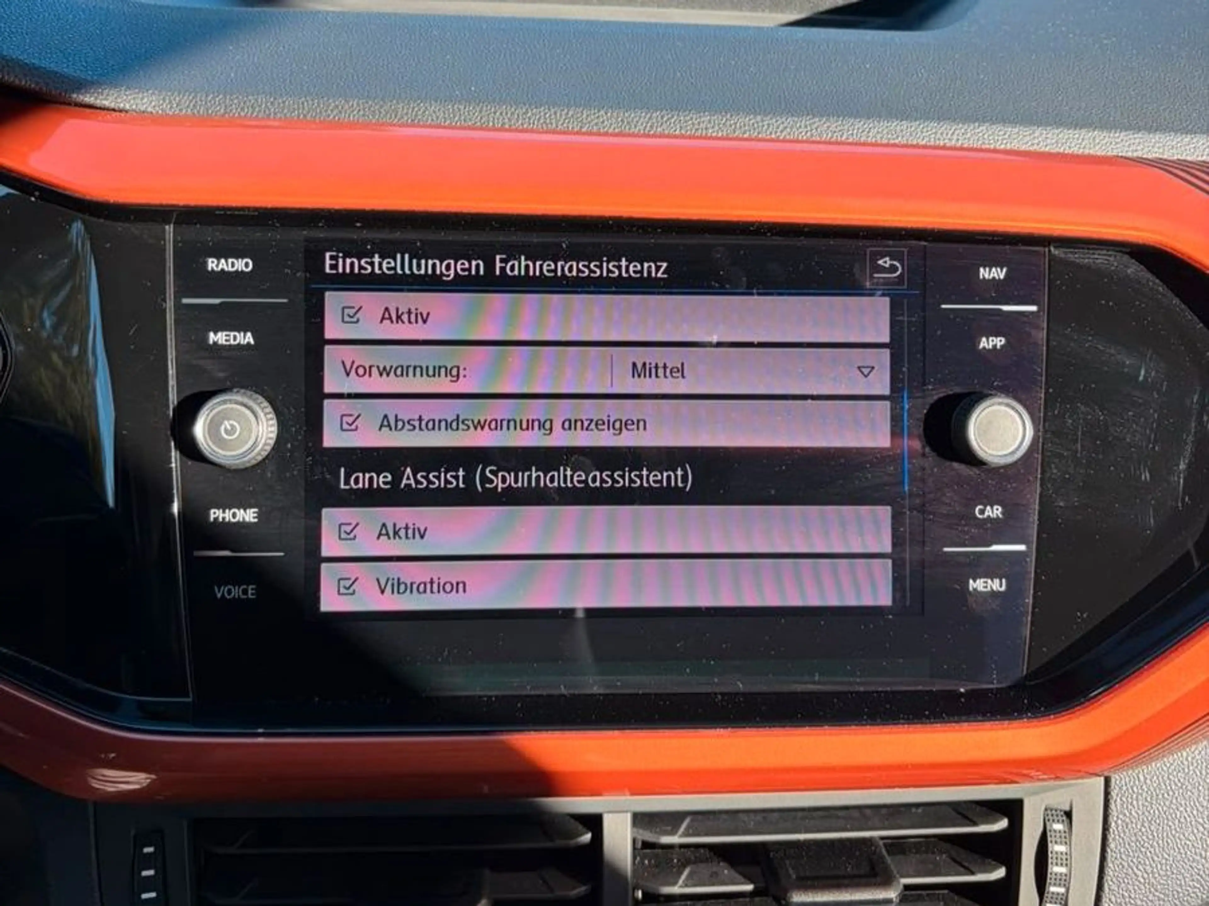 Volkswagen T-Cross Life +NAV+KAM+SHZ — photo 17