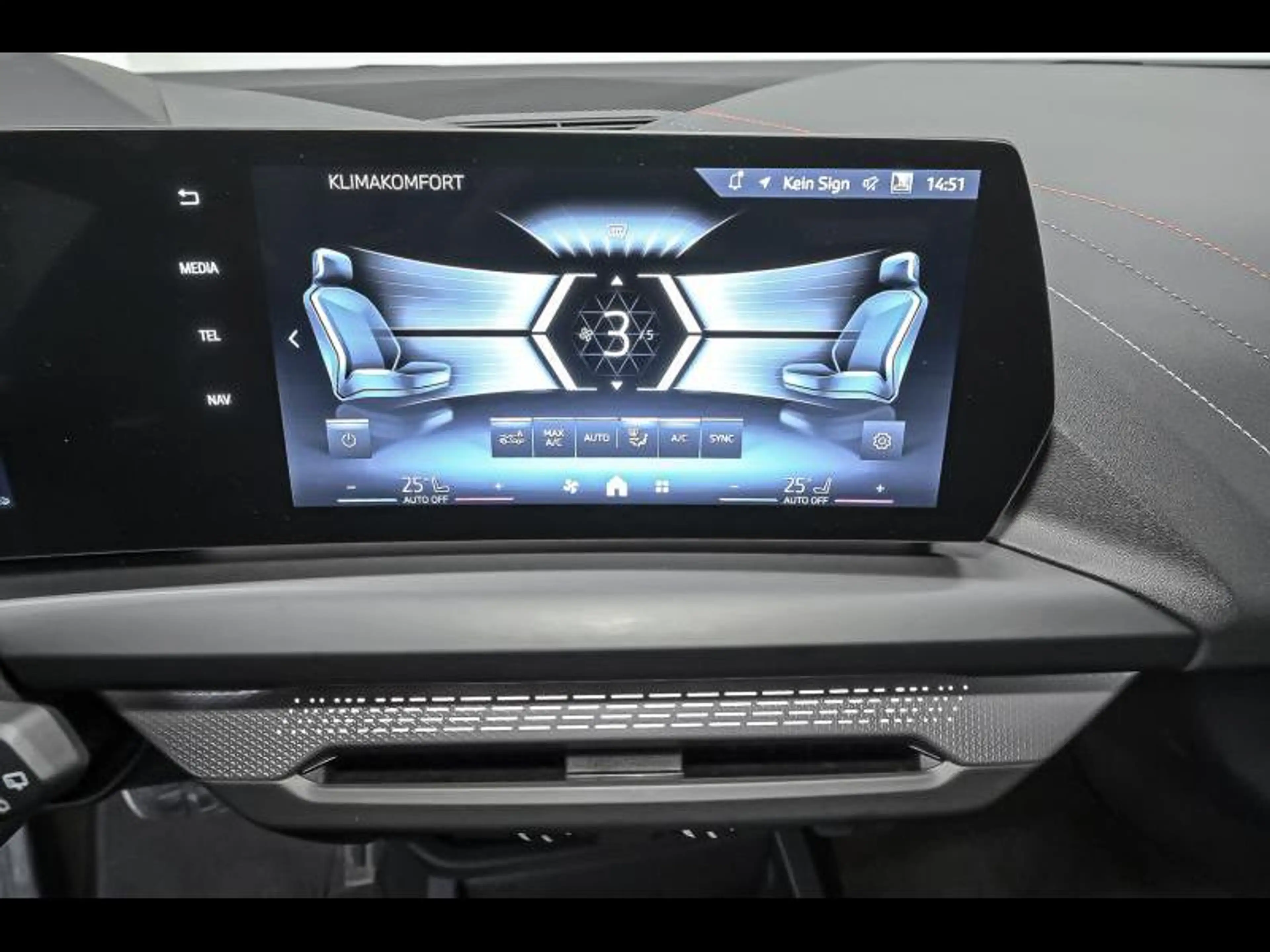 BMW 123 i xDrive - MsportPro|Comfort|360Cam|Dass+|Hud — photo 12