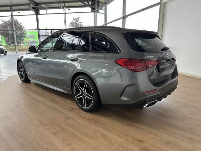 Mercedes-Benz C 220
