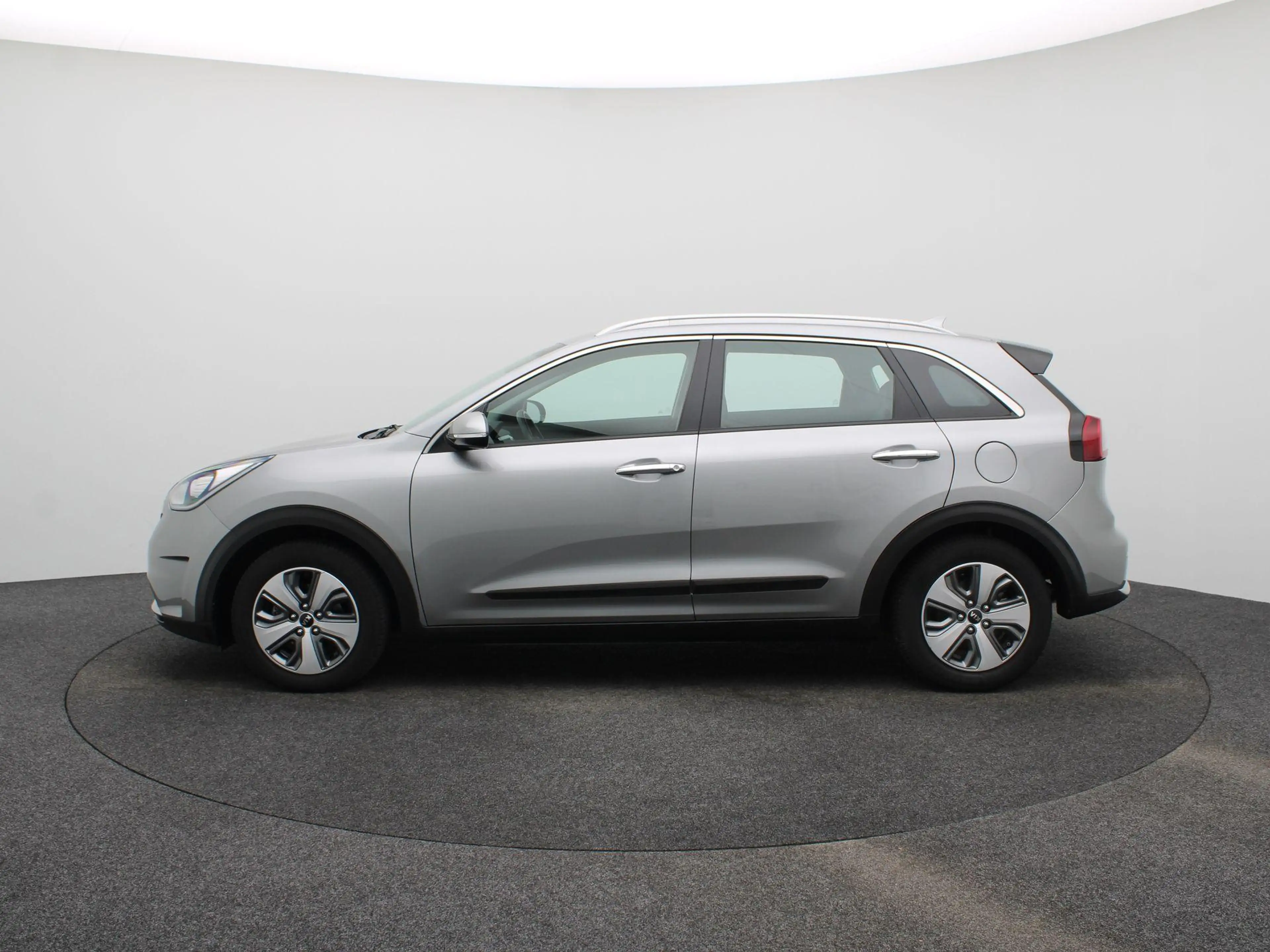Kia Niro 1.6 GDi Hybrid DynamicLine | TREKHAAK | Climate Co — photo 4