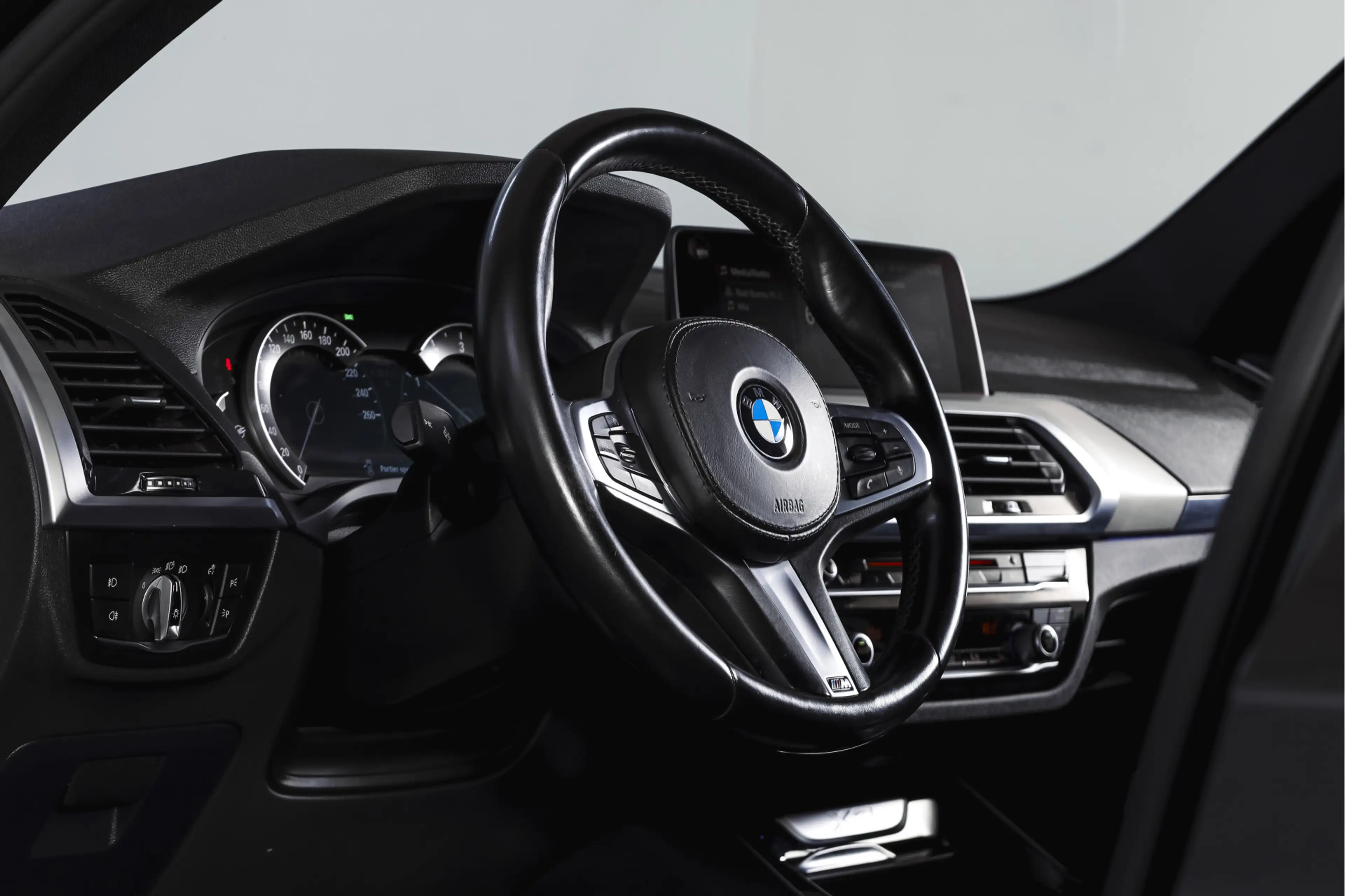 BMW X3 xDrive20i 184 PK High Executive Org. NL | M-Sport — photo 14
