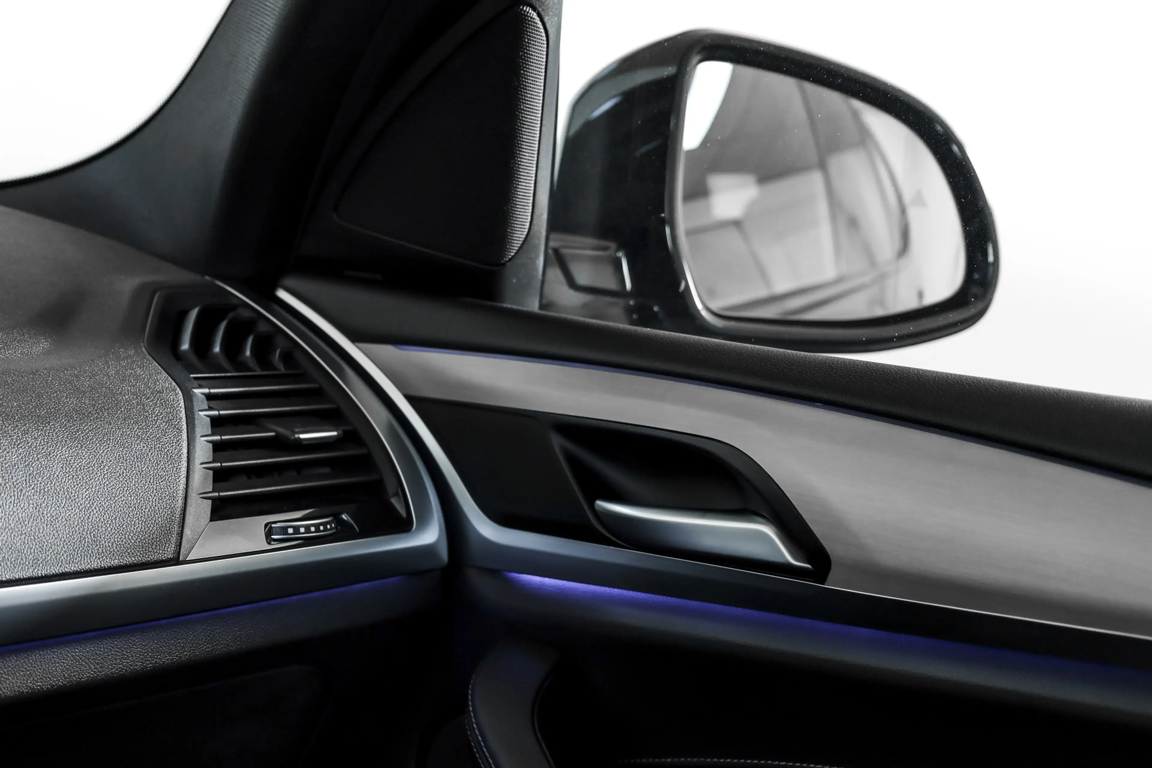 BMW X3 xDrive20i 184 PK High Executive Org. NL | M-Sport — photo 34