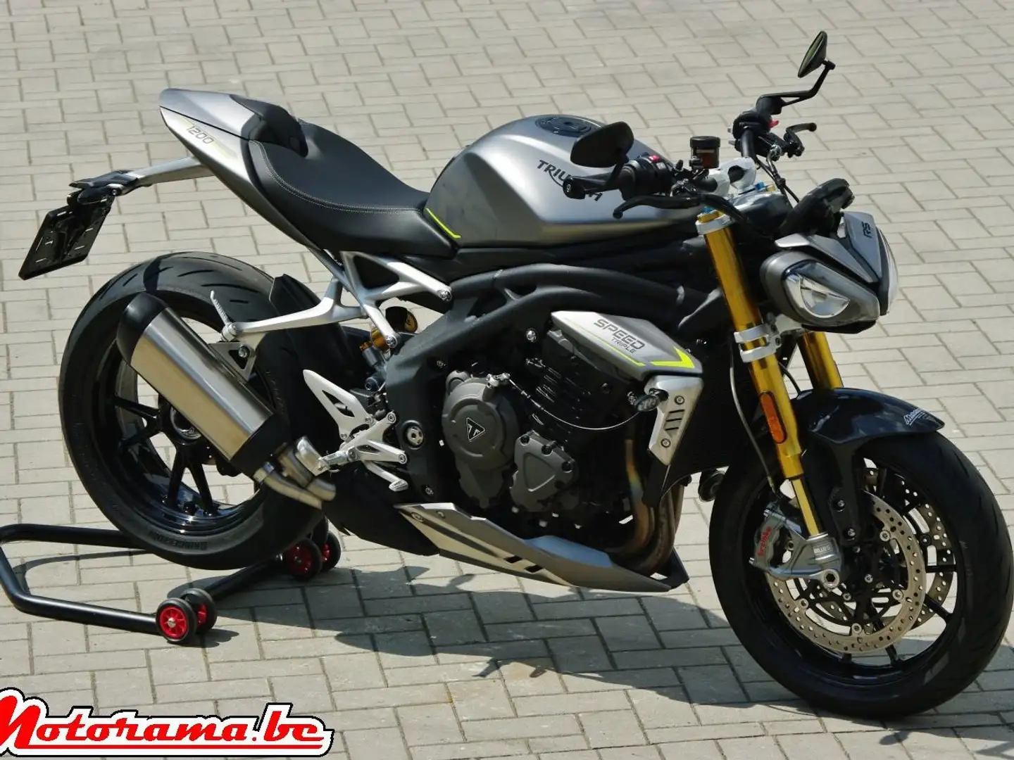 Triumph Speed Triple 1200 RS Grijs - 1