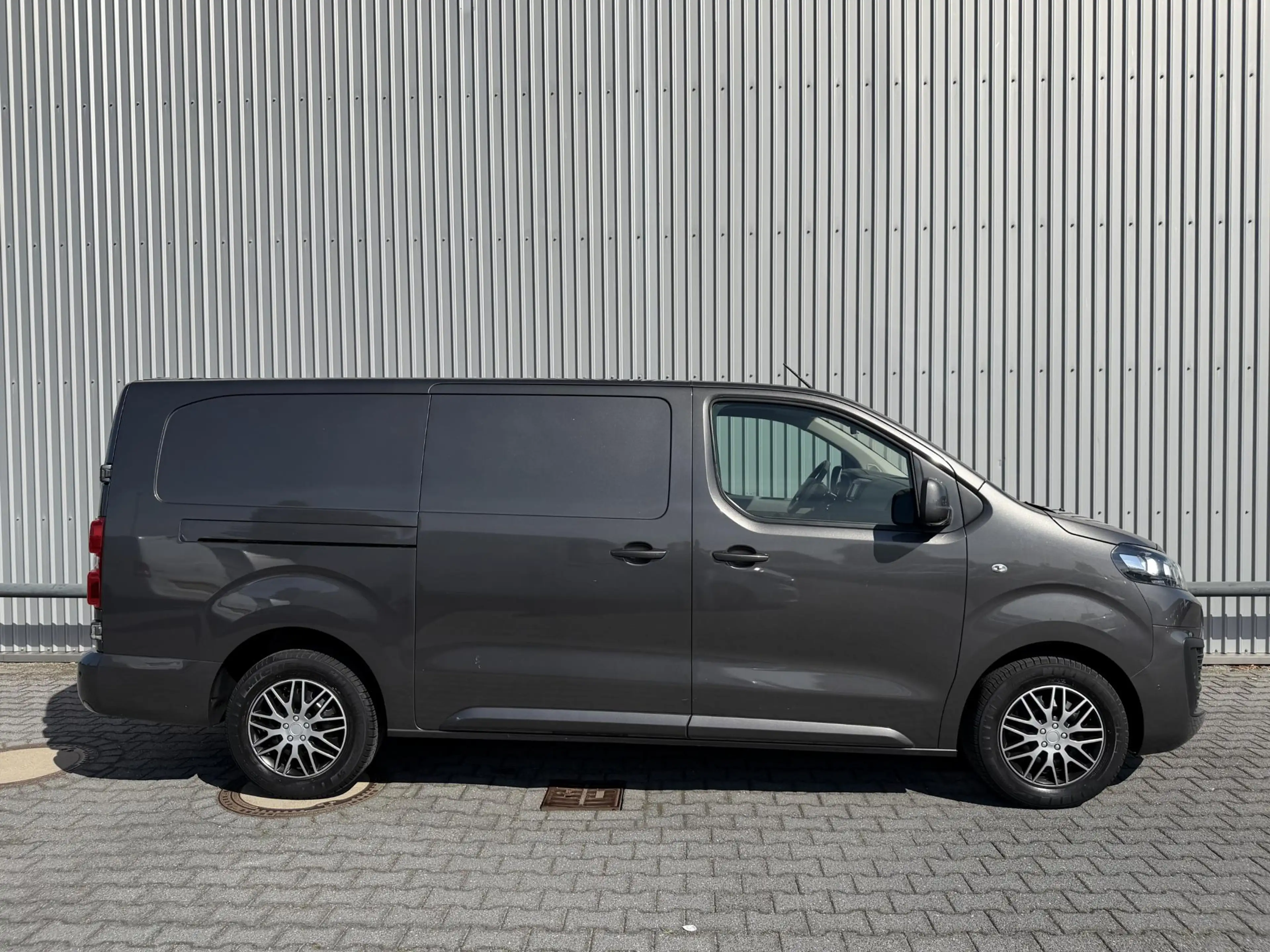 Citroen Jumpy 2.0 BlueHDI 120*L3H1*A/C*CRUISE*3PERS*TEL*NAVI*PDC — photo 5