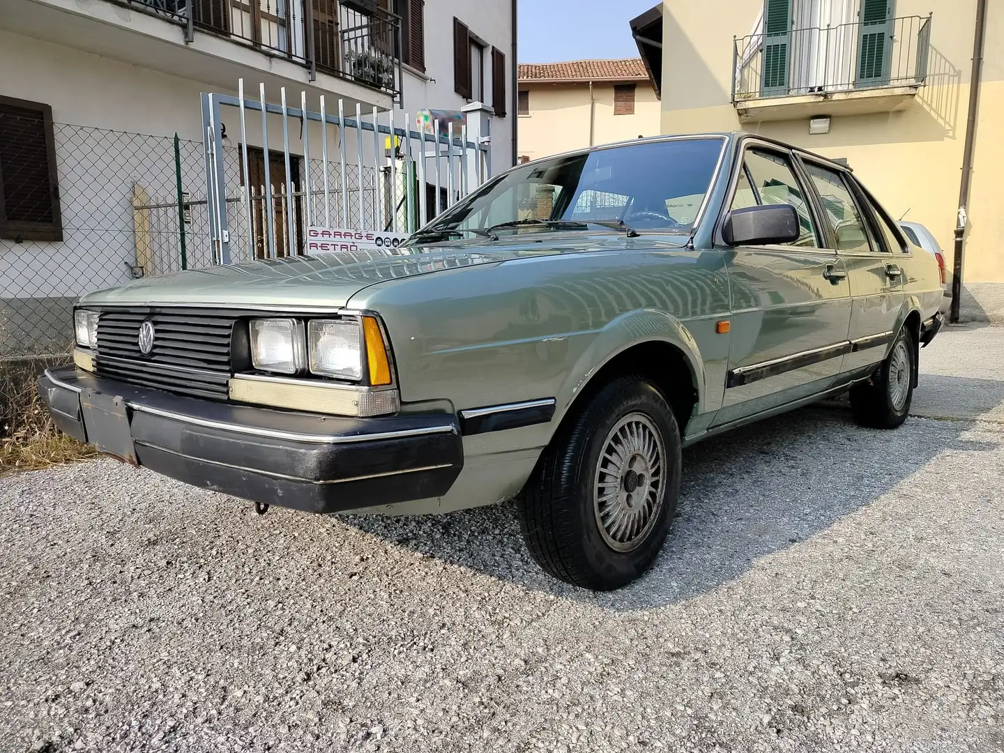 Volkswagen Passat Quantum 1700cc Injection USA - 1