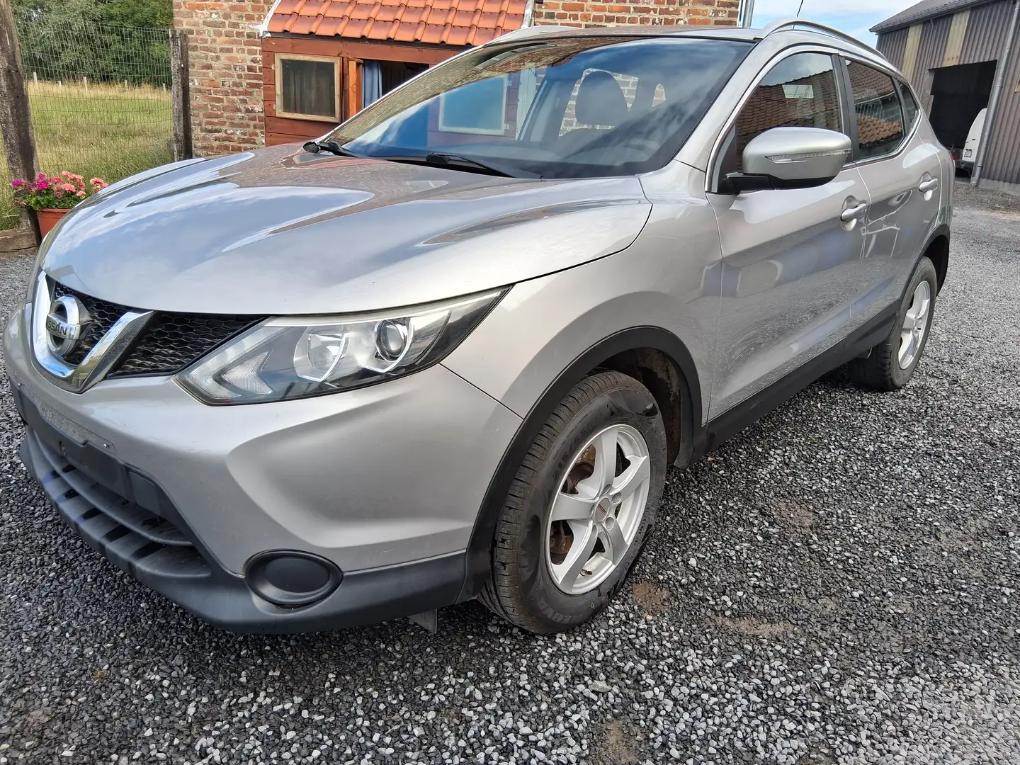 Nissan Qashqai Qashqai 1.2 DIG-T TEKNA Grijs - 2