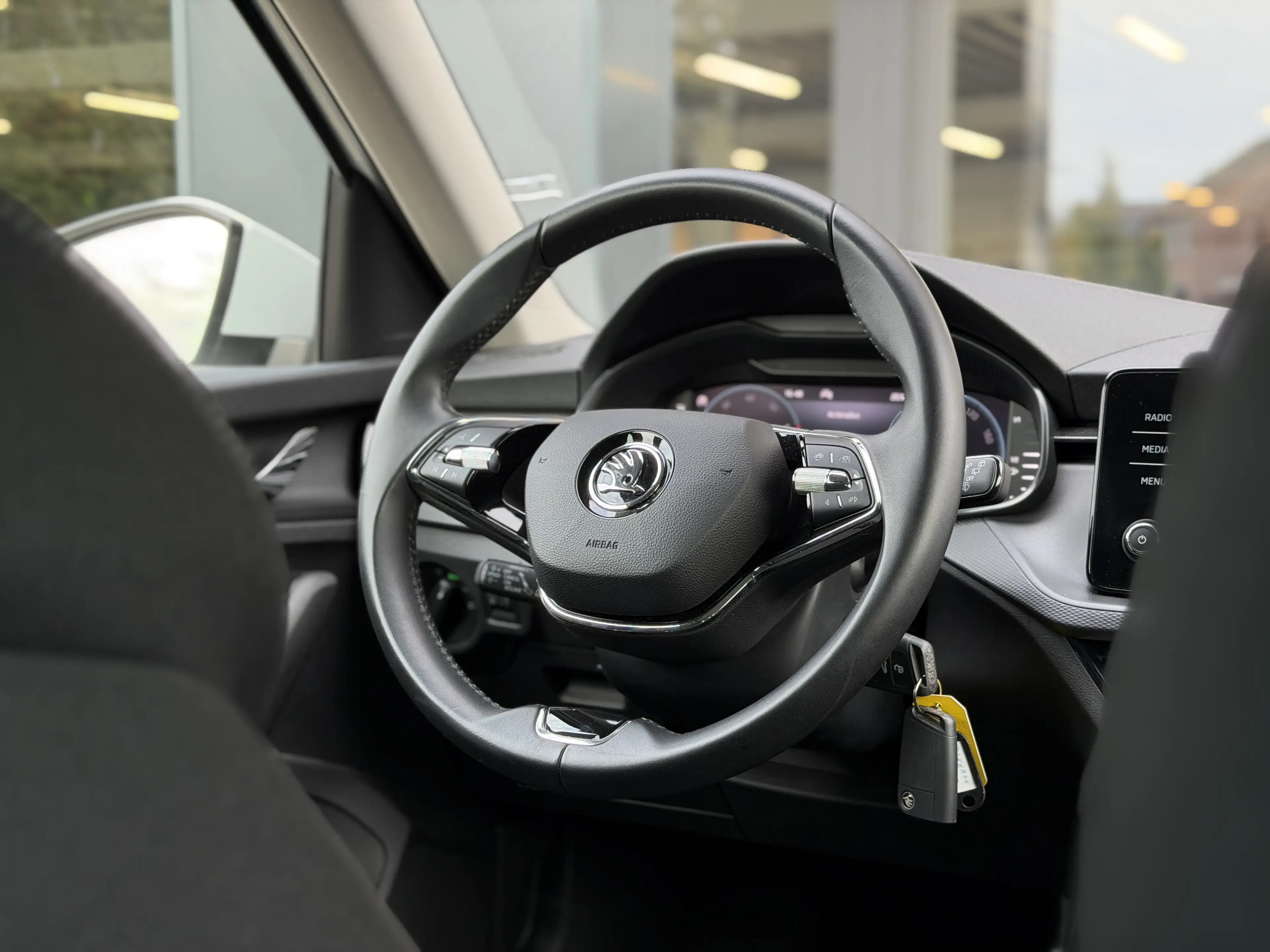 Skoda Kamiq 1.0 TSI 110pk Greentech Sport Business | Trekhaak — photo 9
