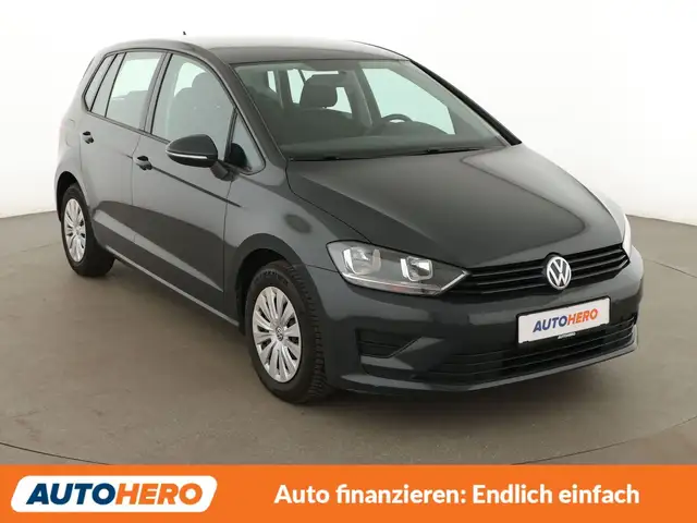 Volkswagen Golf Sportsvan view 8