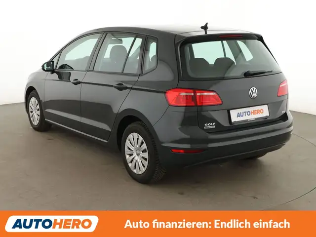Volkswagen Golf Sportsvan view 4