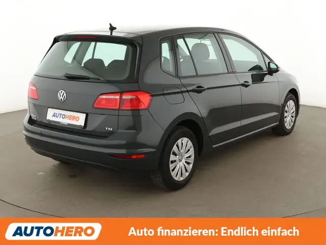 Volkswagen Golf Sportsvan view 6