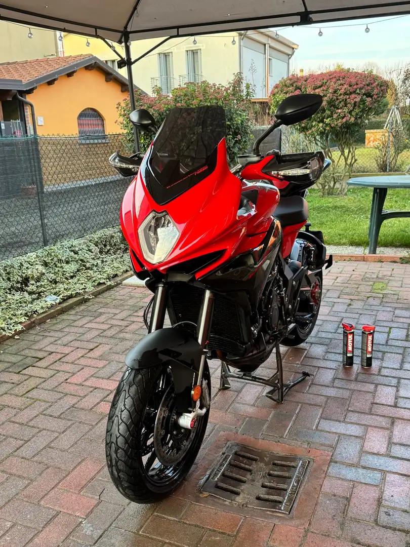 MV Agusta Turismo Veloce 800 Rosso Roşu - 1