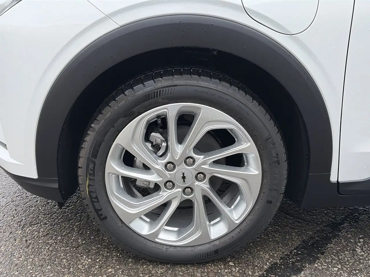 Chevrolet Bolt снимка Chevrolet Bolt