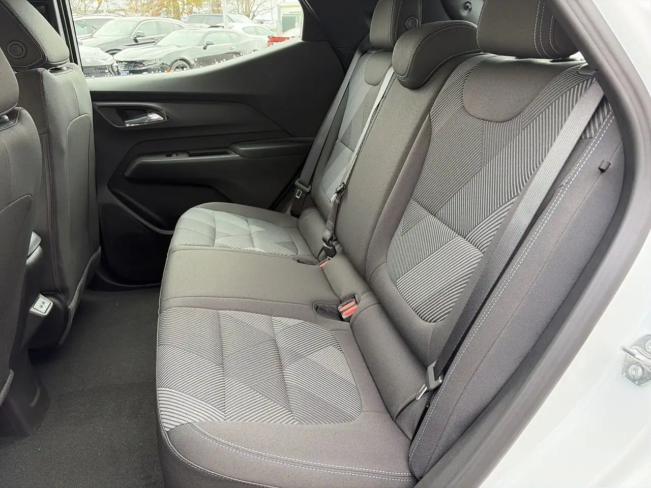 Chevrolet Bolt снимка Chevrolet Bolt