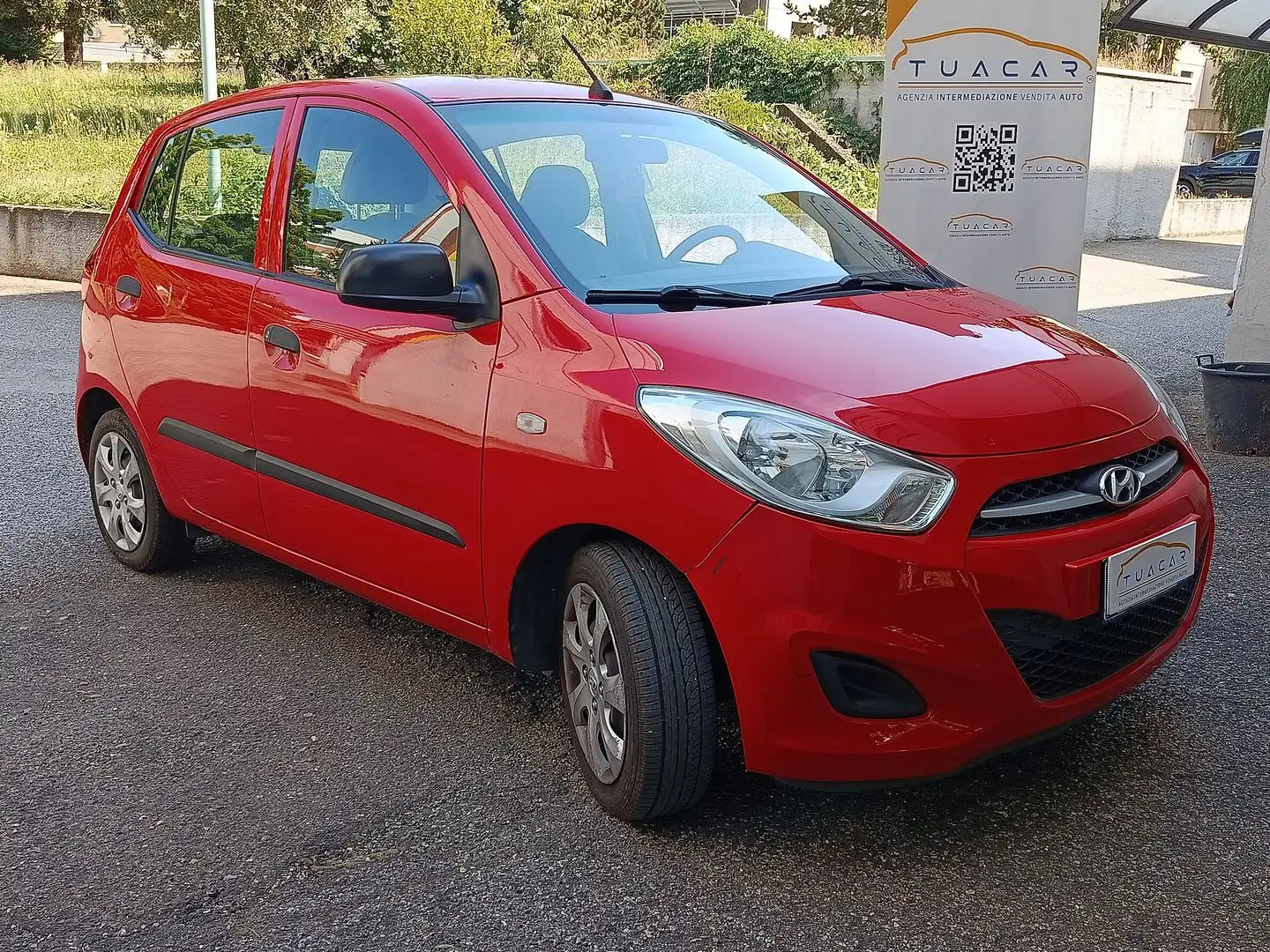Hyundai i10 Classic 1.1 Rosso - 2