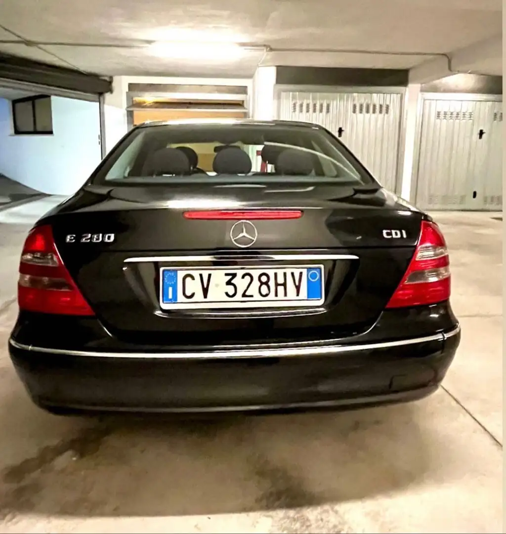 Mercedes-Benz E 280 cdi Elegance Negro - 2